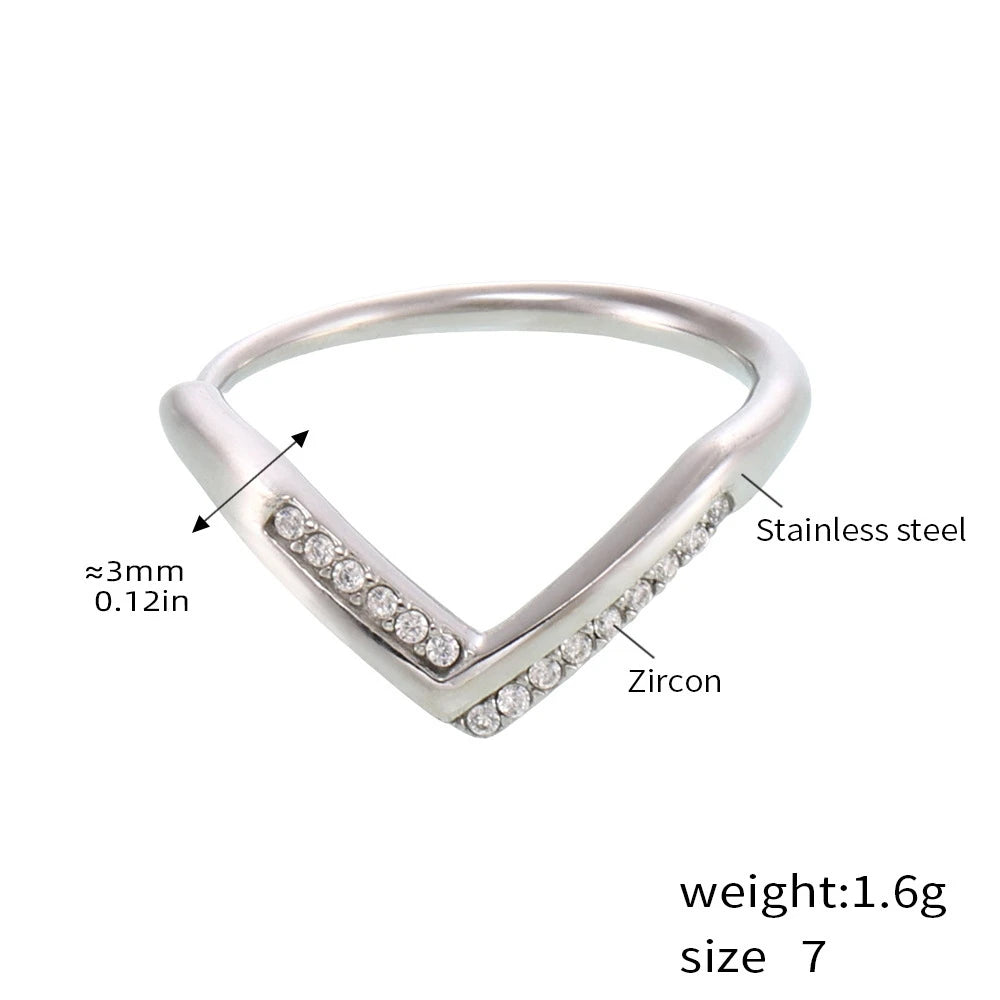 V Shape Gold Zircon Ring