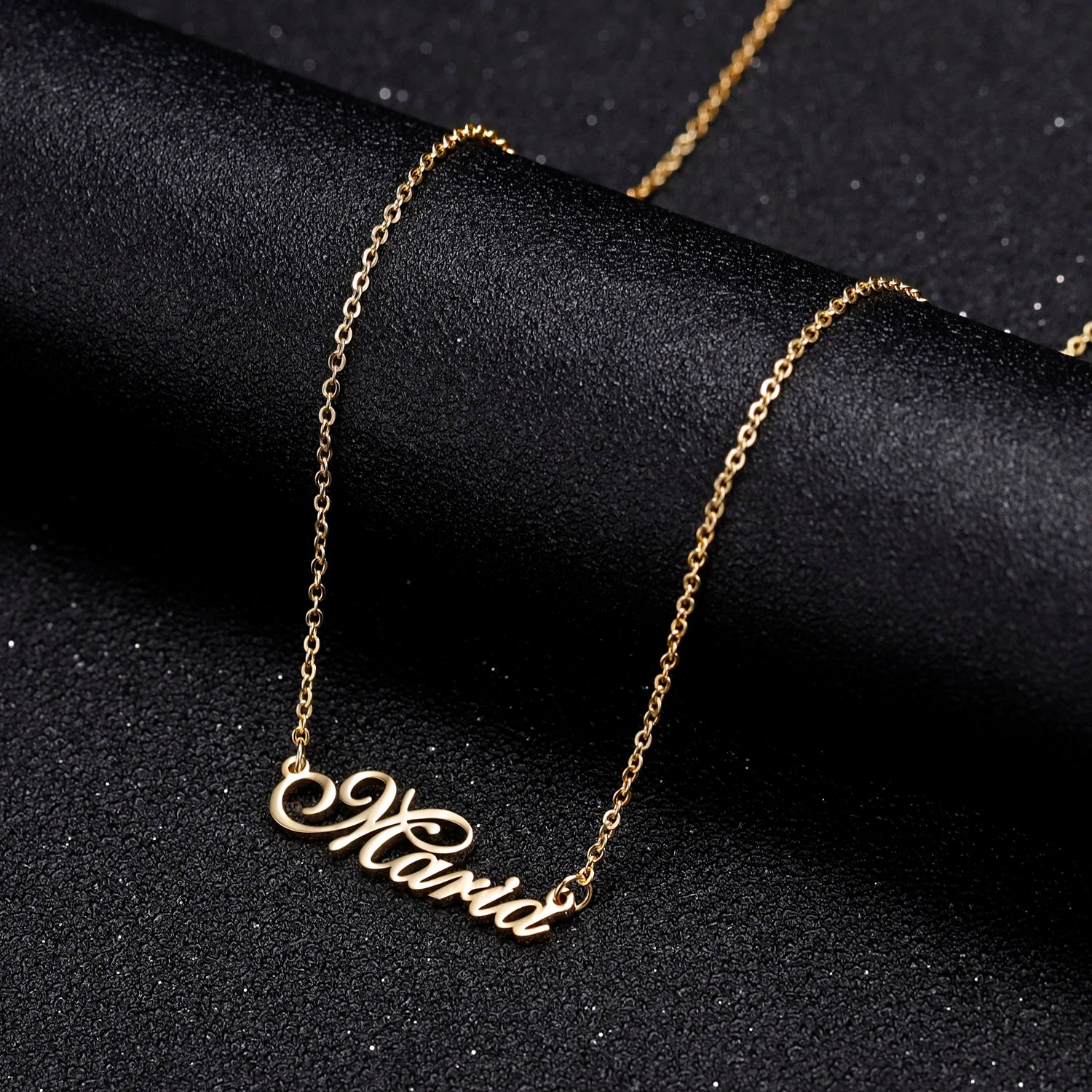 Personalized Gold Name Necklace